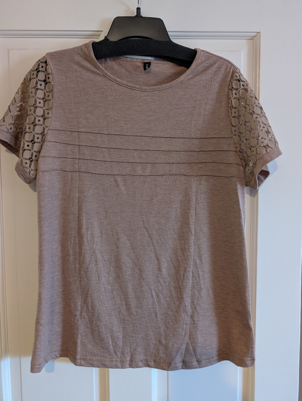 Women’s Short Sleeve Lace-Accent Top in Tan